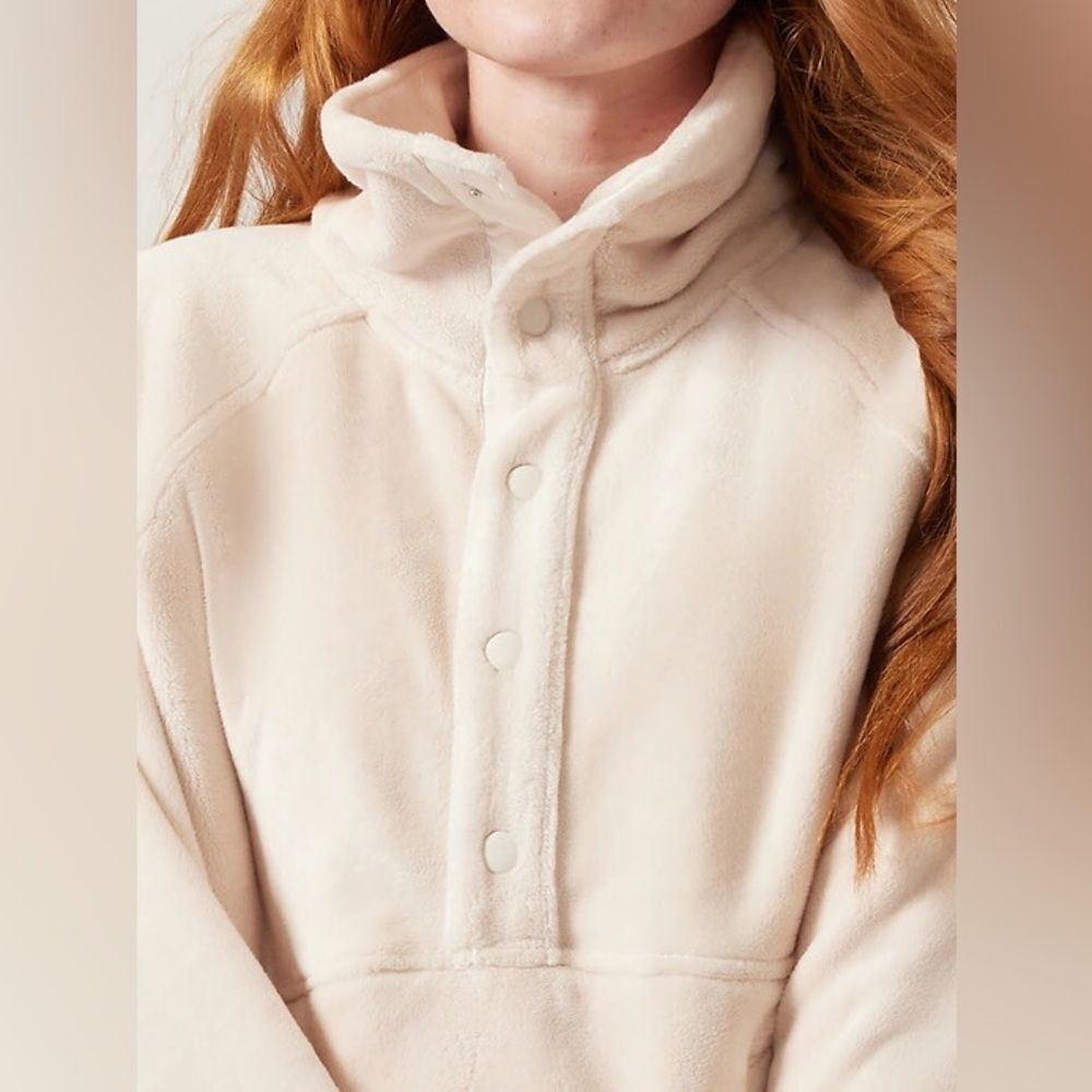 Athleta Recover Cozy Snap Front Sweatshirt XXS Color Chantilly Cream.